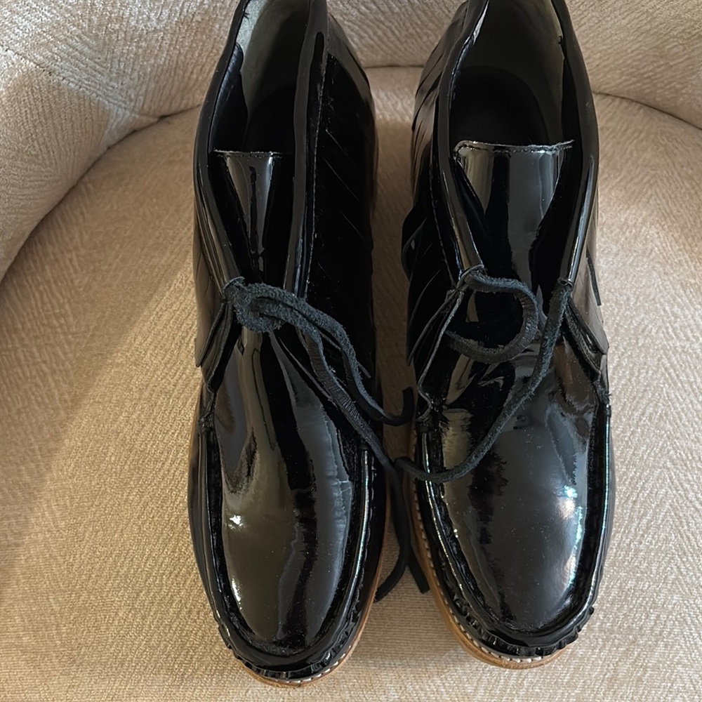 Women’s patent shoes